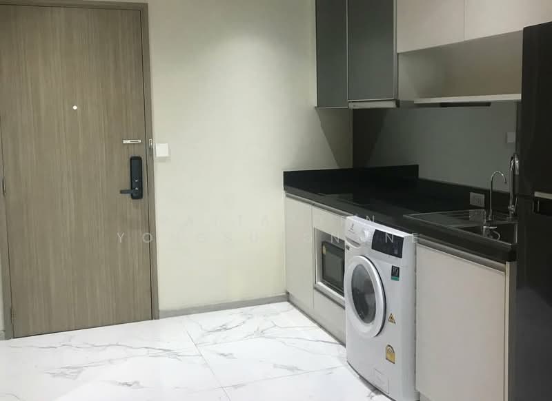 Sky Walk Residences, Bangkok, 1599 Sukhumvit Road, Phra Kanong Nua, Watthana, Bangkok, 2 Bedrooms, 61 sqm, Condo For Rent, by Pattaporn Yongsungnone, 500174200 - DDproperty.com