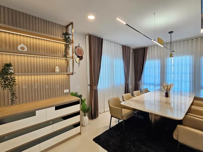 Centro Bangna, Samut Prakan, 111 Soi 3, Bang Kaeo, Bang Plee, Samut Prakan, 4 Bedrooms, 300 sqm, Single Detached House For Rent, by ณภัทร พรสิริเมธากุล, 500174226 - DDproperty.com