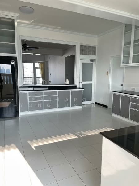 KC Court, Bangkok, 28 Soi Thonglor 13, Khlong Tan Nua, Watthana, Bangkok, 3 Bedrooms, 350 sqm, Apartment For Rent, by Pattaporn Yongsungnone, 500174227 - DDproperty.com