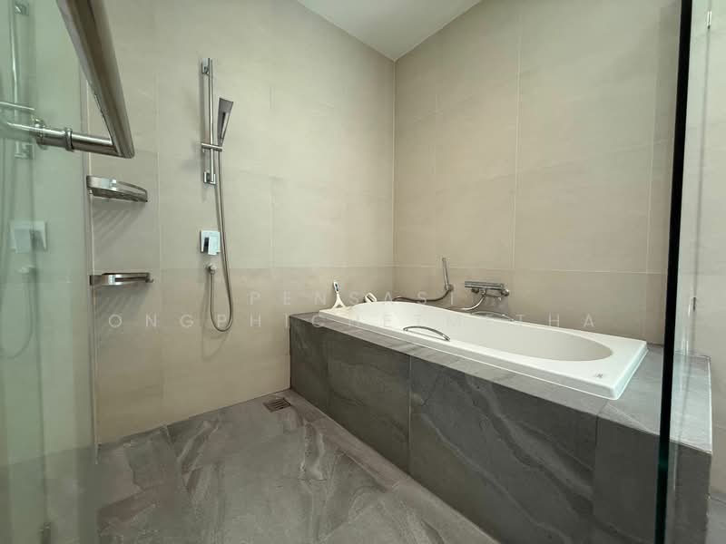 CHERN Residence, Bangkok, Khlong Tan Nua, Watthana, Bangkok, 3 Bedrooms, 150 sqm, Apartment For Rent, by Pensasi Ongphichetmetha, 500174231 - DDproperty.com