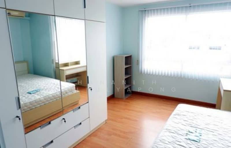 Chateau In Town Ratchada 17, Bangkok, Ratchadaphisek, Din Daeng, Din Daeng, Bangkok, 1 Bedroom, 52 sqm, Condo For Sale, by Thananith Ittitulyapong, 500174252 - DDproperty.com