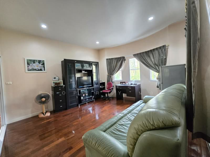 Royal Park Ville Suwinthawong, Bangkok, Suwinthawong Road, Lam Phak Chi, Nong Chok, Bangkok, 4 Bedrooms, 150 sqm, Single Detached House For Sale, by The Best Property นอม, 500174261 - DDproperty.com