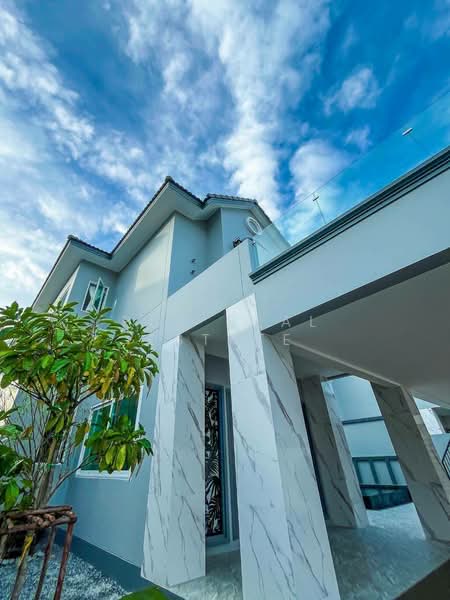 วิลล่าหรูพร้อมสระน้ำแร่ธรรมชาติ 4 ห้องนอน บางแสน, ชลบุรี, บางละมุง, บางละมุง, ชลบุรี, 530 ตร.ม., วิลล่า ขาย, โดย PLC Real Estate, 500174299 - DDproperty.com