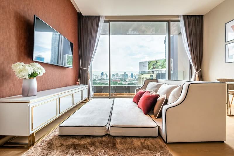 Saladaeng One, Bangkok, Sala Daeng 1 Alley, Silom, Bang Rak, Bangkok, 1 Bedroom, 56 sqm, Condo For Sale, by Pafhun Detnopmani , 500174302 - DDproperty.com