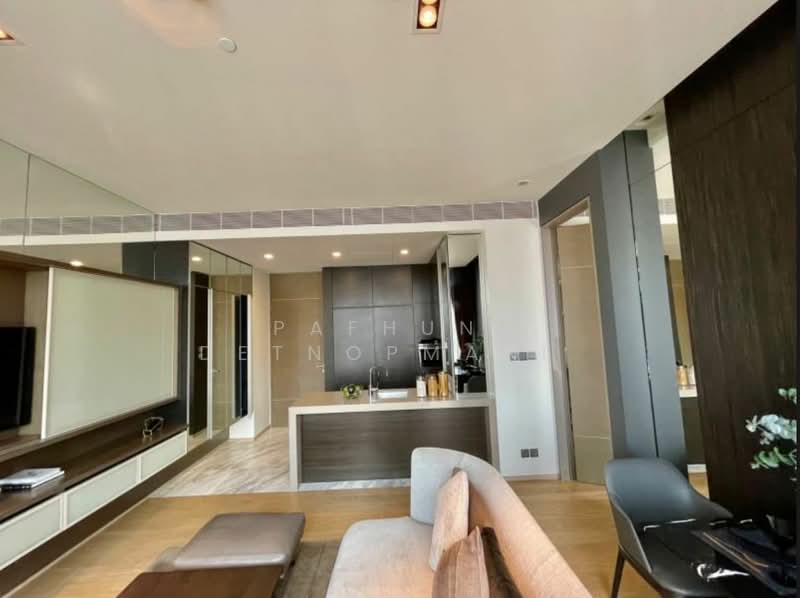 Saladaeng One, Bangkok, Sala Daeng 1 Alley, Silom, Bang Rak, Bangkok, 1 Bedroom, 57 sqm, Condo For Sale, by Pafhun Detnopmani , 500174323 - DDproperty.com