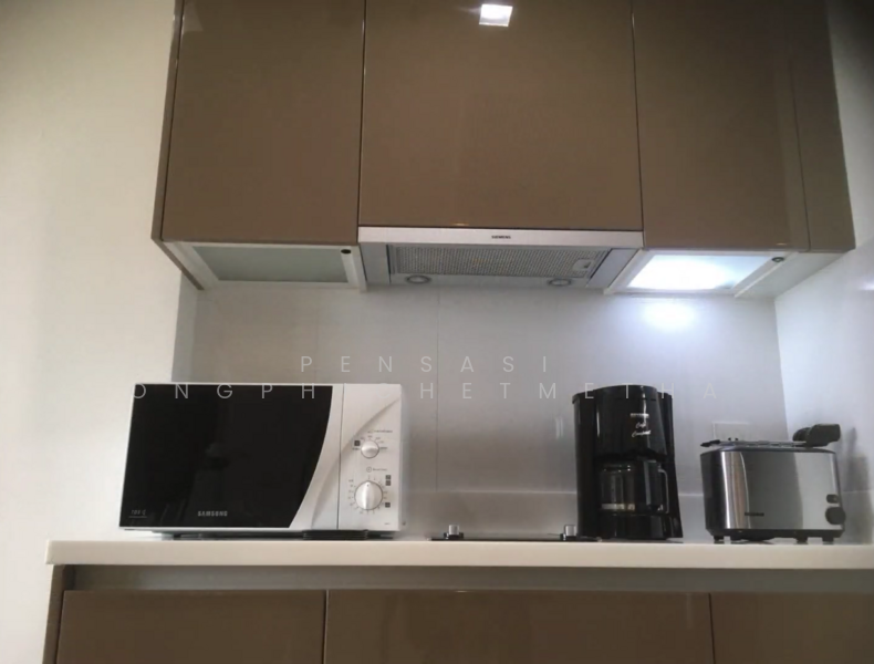 Siri At Sukhumvit, Bangkok, 902 Sukhumvit Road, Phra Kanong, Khlong Toei, Bangkok, 1 Bedroom, 52 sqm, Condo For Rent, by Pensasi Ongphichetmetha, 500174333 - DDproperty.com