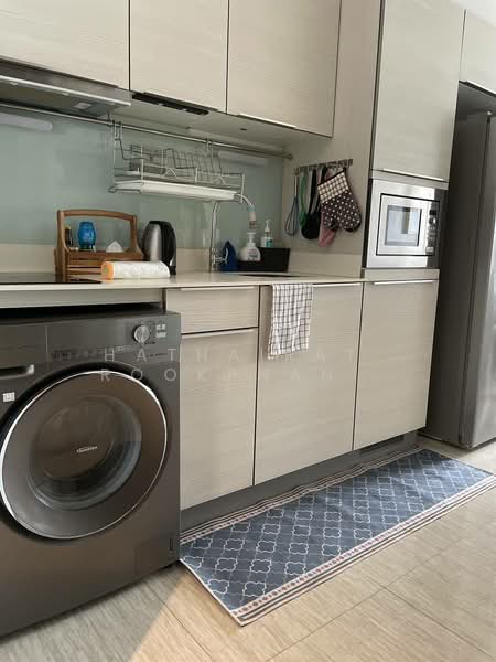 H Sukhumvit 43, Bangkok, 28 Sukhumvit 34 Road, Khlong Tan Nua, Watthana, Bangkok, 2 Bedrooms, 60 sqm, Condo For Sale, by Hathairat  Rookphan  , 500174368 - DDproperty.com