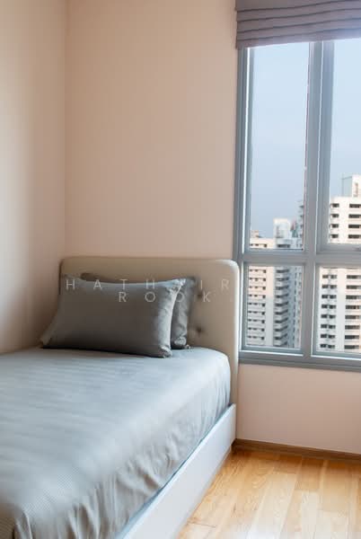 H Sukhumvit 43, Bangkok, 28 Sukhumvit 34 Road, Khlong Tan Nua, Watthana, Bangkok, 2 Bedrooms, 60 sqm, Condo For Sale, by Hathairat Rookphan , 500174377 - DDproperty.com