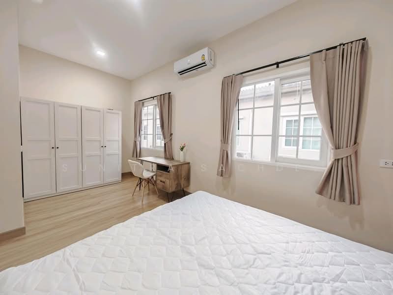 Golden Town Future-Rangsit, Pathum Thani, Soi Rangsit-Nakhon Nayok 13, Rangsit-Nakhon Nayok Road, Prachathipat, Thanyaburi, Pathum Thani, 3 Bedrooms, 115 sqm, Townhouse For Rent, by Sunitra Sachdev, 500174379 - DDproperty.com