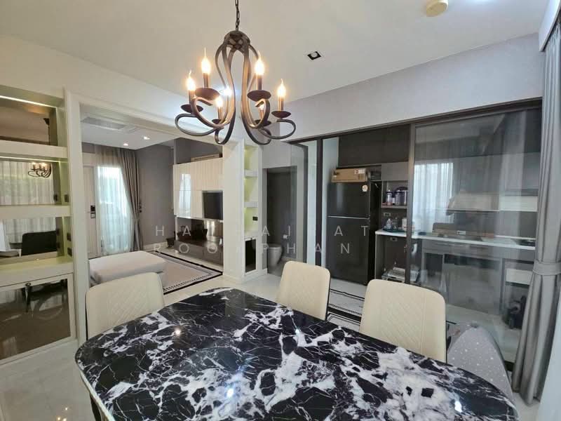 Landmark Ekamai-Ramindra, Bangkok, Sukhonthasawat Road, Lat Phrao, Lat Phrao, Bangkok, 3 Bedrooms, 168 sqm, Townhouse For Sale, by Hathairat Rookphan , 500174404 - DDproperty.com