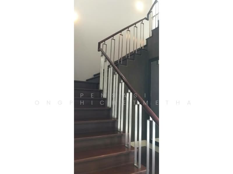 Le Raffine Sukhumvit 39 : เลอ รัฟฟิเน่ สุขุมวิท 39, กรุงเทพ, ซอยสุขุมวิท 39, คลองตันเหนือ, วัฒนา, กรุงเทพ, 365 ตร.ม., คอนโด ให้เช่า, โดย Pensasi Ongphichetmetha, 500174413 - DDproperty.com