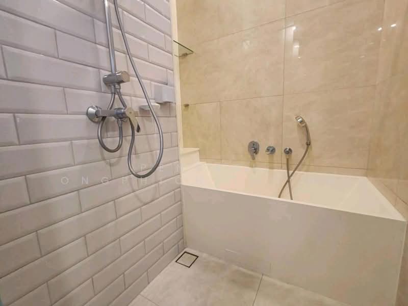 Siamese Exclusive 42, Bangkok, 19 Sukhumvit 42, Khlong Toei, Khlong Toei, Bangkok, 2 Bedrooms, 55 sqm, Condo For Rent, by Pensasi Ongphichetmetha, 500174420 - DDproperty.com