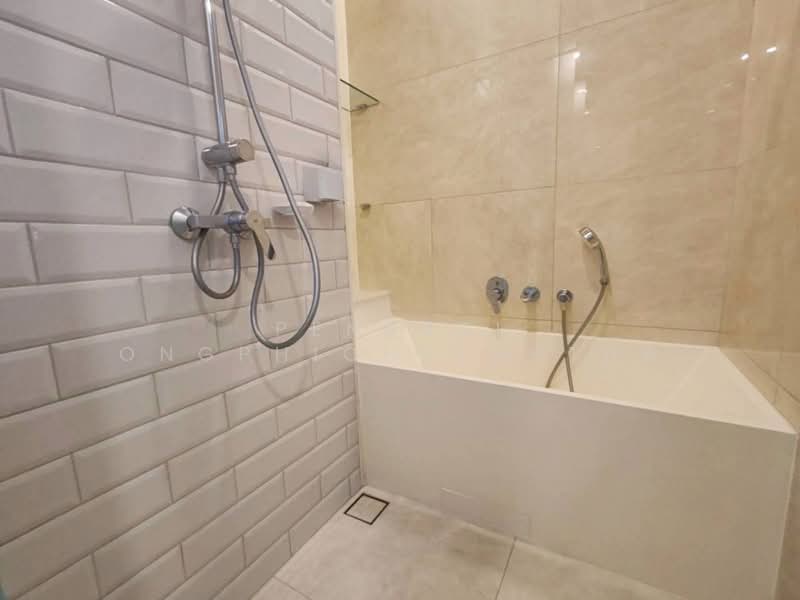 Siamese Exclusive 42, Bangkok, 19 Sukhumvit 42, Khlong Toei, Khlong Toei, Bangkok, 2 Bedrooms, 55 sqm, Condo For Rent, by Pensasi Ongphichetmetha, 500174420 - DDproperty.com