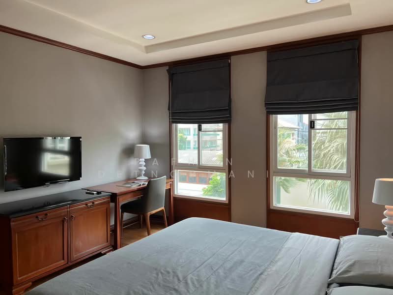 The Bangkok Sukhumvit 43, Bangkok, Soi Sukhumvit 43, Khlong Tan Nua, Watthana, Bangkok, 2 Bedrooms, 120 sqm, Condo For Sale, by Pafhun Detnopmani , 500174421 - DDproperty.com