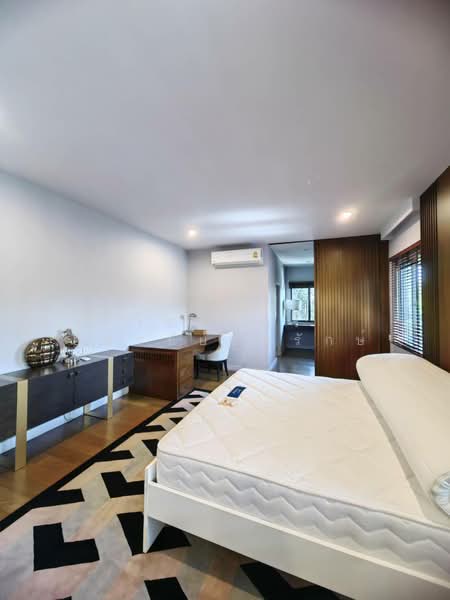 Burasiri Pattanakarn, Bangkok, New Pattanakarn Road, Prawet, Prawet, Bangkok, 4 Bedrooms, 300 sqm, Single Detached House For Rent, by ไอรินทร์ อัครชัยธนรักษ์, 500174441 - DDproperty.com