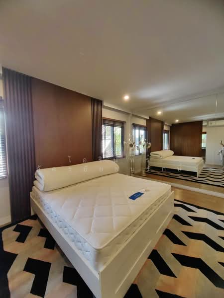 Burasiri Pattanakarn, Bangkok, New Pattanakarn Road, Prawet, Prawet, Bangkok, 4 Bedrooms, 300 sqm, Single Detached House For Rent, by ไอรินทร์ อัครชัยธนรักษ์, 500174441 - DDproperty.com