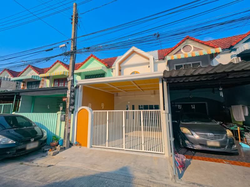 หมู่บ้านร่มทิพย์ มีนบุรี หทัยราษฎร์ 33, กรุงเทพ, หทัยราษฎร์ 33, มีนบุรี, มีนบุรี, กรุงเทพ, 64 ตร.ม., ทาวน์เฮ้าส์ ขาย, โดย เพ็ญศิริ ตุ้มเทียน, 500174449 - DDproperty.com