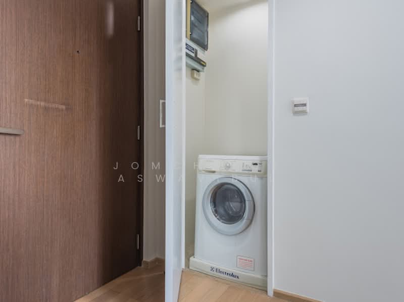 Siri At Sukhumvit, Bangkok, 902 Sukhumvit Road, Phra Kanong, Khlong Toei, Bangkok, 1 Bedroom, 52 sqm, Condo For Sale, by Jomchanok Aswavibul, 500174475 - DDproperty.com