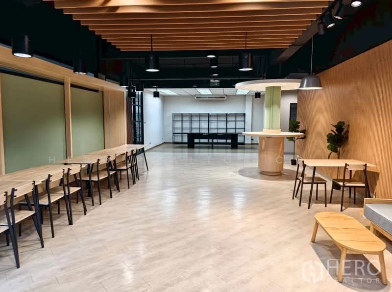 ให้เช่า - ให้เช่า อาคารเดี่ยว 2 ชั้น 740 ตร.ม. ตลาดบางเขน หลักสี่ ใกล้ศูนย์ราชการแจ้งวัฒนะ hre00334, กรุงเทพ