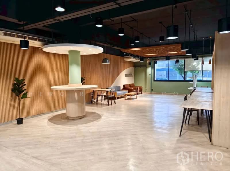 ให้เช่า - ให้เช่า อาคารเดี่ยว 2 ชั้น 740 ตร.ม. ตลาดบางเขน หลักสี่ ใกล้ศูนย์ราชการแจ้งวัฒนะ hre00334, กรุงเทพ