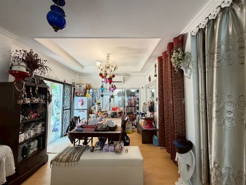 Flora Ville Park City Suwinthawong, Bangkok, Suwinthawong Road, Lam Phak Chi, Nong Chok, Bangkok, 4 Bedrooms, 200 sqm, Single Detached House For Sale, by คุณ วัชรีญา กองรัตน์ (ผักกาด), 500174484 - DDproperty.com