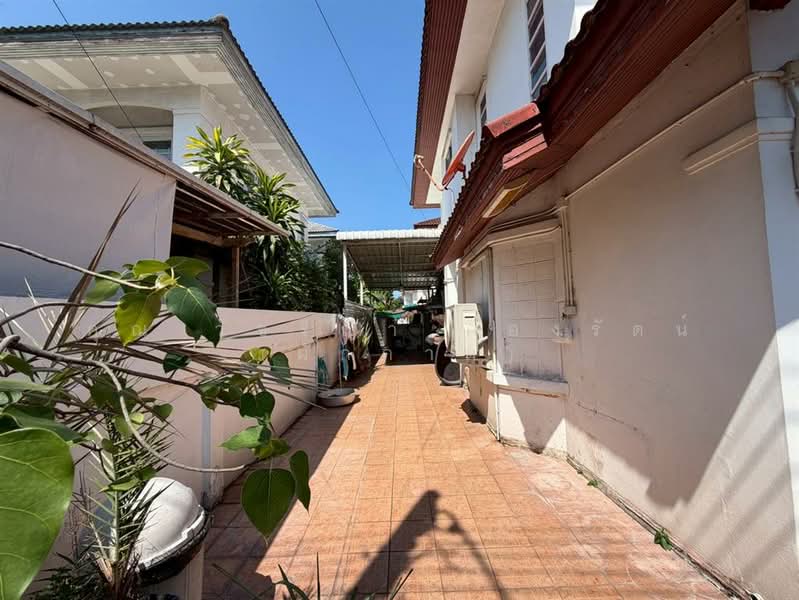 Flora Ville Park City Suwinthawong, Bangkok, Suwinthawong Road, Lam Phak Chi, Nong Chok, Bangkok, 4 Bedrooms, 200 sqm, Single Detached House For Sale, by คุณ วัชรีญา กองรัตน์ (ผักกาด), 500174484 - DDproperty.com