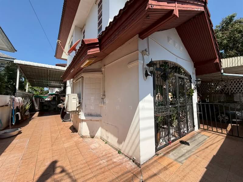 Flora Ville Park City Suwinthawong, Bangkok, Suwinthawong Road, Lam Phak Chi, Nong Chok, Bangkok, 4 Bedrooms, 200 sqm, Single Detached House For Sale, by คุณ วัชรีญา กองรัตน์ (ผักกาด), 500174484 - DDproperty.com