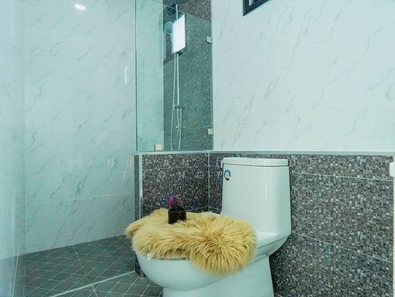 Newly Built Corner Pool Villa, Chon Buri (Pattaya), Na Kloe, Bang Lamung (Pattaya), Chon Buri (Pattaya), 4 Bedrooms, 165 sqm, Single Detached House For Sale, by Panupan (Bond) Thongpan, 500174488 - DDproperty.com