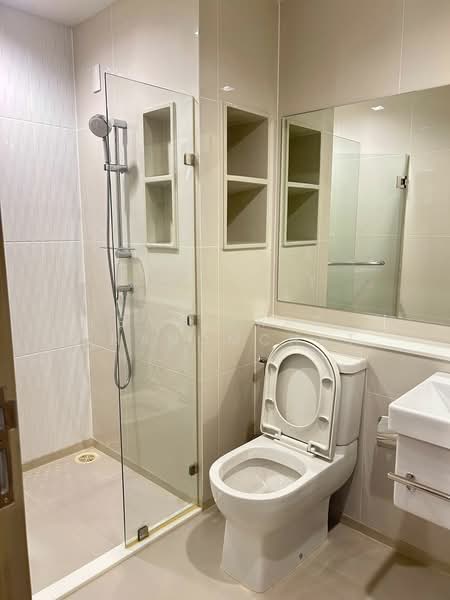 Life Ladprao, Bangkok, 992 Ladprao Road, Jom Phon, Chatuchak, Bangkok, 1 Bedroom, 35 sqm, Condo For Sale, by Banjarat Thanomchat, 500174529 - DDproperty.com