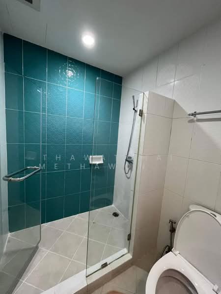 St Louis Grand Terrace, Bangkok, Soi Sathon 11 S Sathon Rd, Yan Nawa, Sathon, Bangkok, 1 Bedroom, 47 sqm, Condo For Sale, by Thawatchai Methawongworakul, 500174604 - DDproperty.com