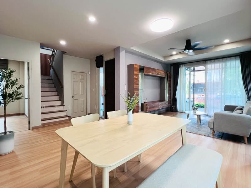 Baranee Residence Rangsit-Khlong 3, Pathum Thani, Khlong Sam, Khlong Luang, Pathum Thani, 4 Bedrooms, 185 sqm, Single Detached House For Rent, by Somchai Ruechajirakit, 500174607 - DDproperty.com