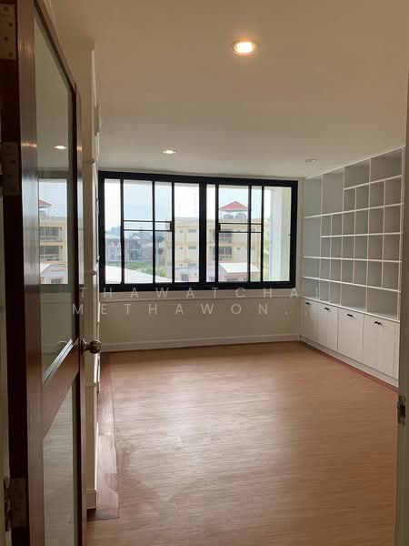 Home Place Sukhumvit 71, Bangkok, Soi Panichkul Yak 2, Phra Kanong Nua, Watthana, Bangkok, 3 Bedrooms, 313 sqm, Townhouse For Sale, by Thawatchai Methawongworakul, 500174610 - DDproperty.com