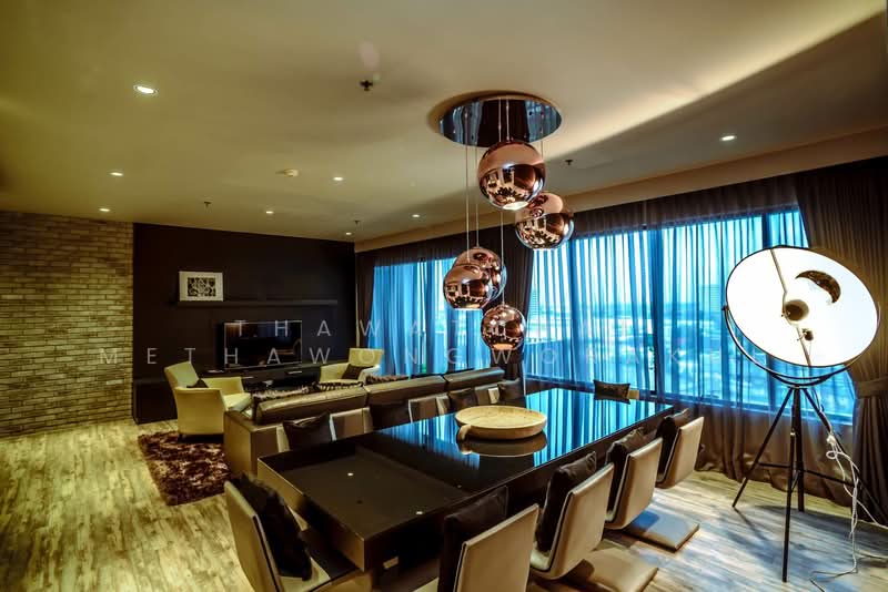 The Emporio Place, Bangkok, 93 Soi Sukhumvit 24, Sukhumvit Road, Khong Tan, Khlong Toei, Bangkok, 3 Bedrooms, 161 sqm, Condo For Sale, by Thawatchai Methawongworakul, 500174633 - DDproperty.com