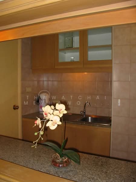 Sathorn Gardens : สาธร การ์เด้นส์, กรุงเทพ, 39 ถนนสาธรใต้, ทุ่งมหาเมฆ, สาทร, กรุงเทพ, 92 ตร.ม., คอนโด ขาย, โดย Thawatchai Methawongworakul, 500174643 - DDproperty.com