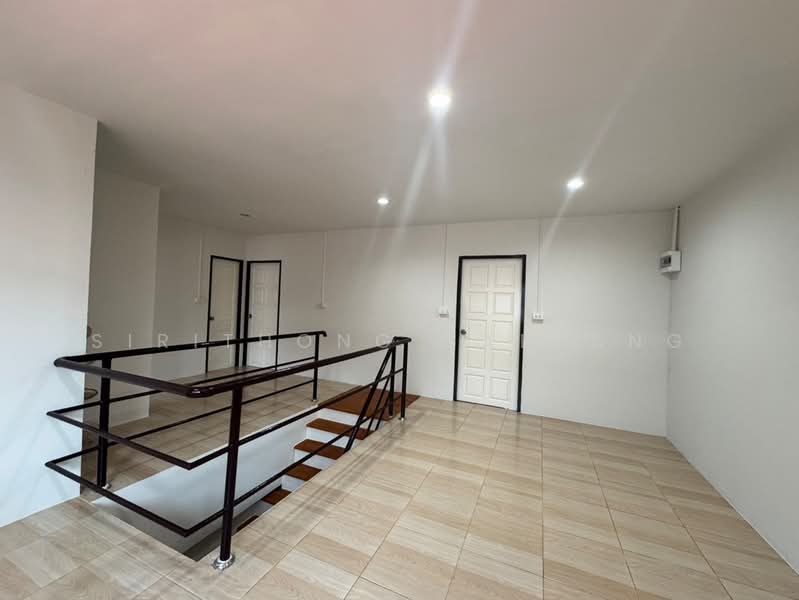 Phanason Villa 10 : พนาสนธิ์ วิลล่า 10, กรุงเทพ, ซอย สุขุมวิท 77, ประเวศ, ประเวศ, กรุงเทพ, 250 ตร.ม., ทาวน์เฮ้าส์ ขาย, โดย Sirithong Saetang, 500174646 - DDproperty.com