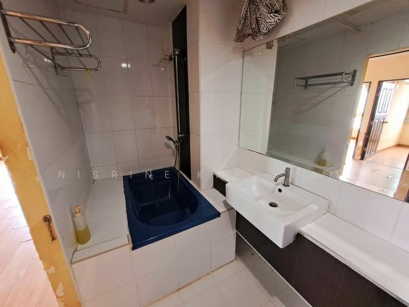 Ladda Condo View : ลัดดา คอนโดวิลล์, ชลบุรี, ถนน เจิมจอมพล, ศรีราชา, ศรีราชา, ชลบุรี, 62 ตร.ม., คอนโด ขาย, โดย Nisrine Kadeyyam, 500174657 - DDproperty.com