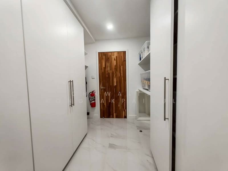 Varasupha Executive Place Phaholyothin1, Bangkok, Phaholyothin, Samsen Nai, Phaya Thai, Bangkok, 2 Bedrooms, 124 sqm, Condo For Sale, by CHAWALIT KONGSAKPAIBUL, 500174668 - DDproperty.com