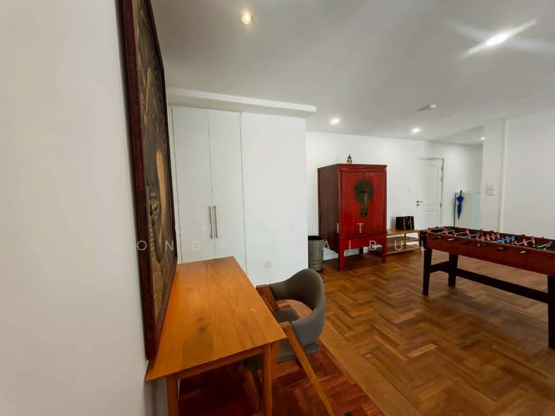 Varasupha Executive Place Phaholyothin1, Bangkok, Phaholyothin, Samsen Nai, Phaya Thai, Bangkok, 2 Bedrooms, 124 sqm, Condo For Sale, by CHAWALIT KONGSAKPAIBUL, 500174668 - DDproperty.com