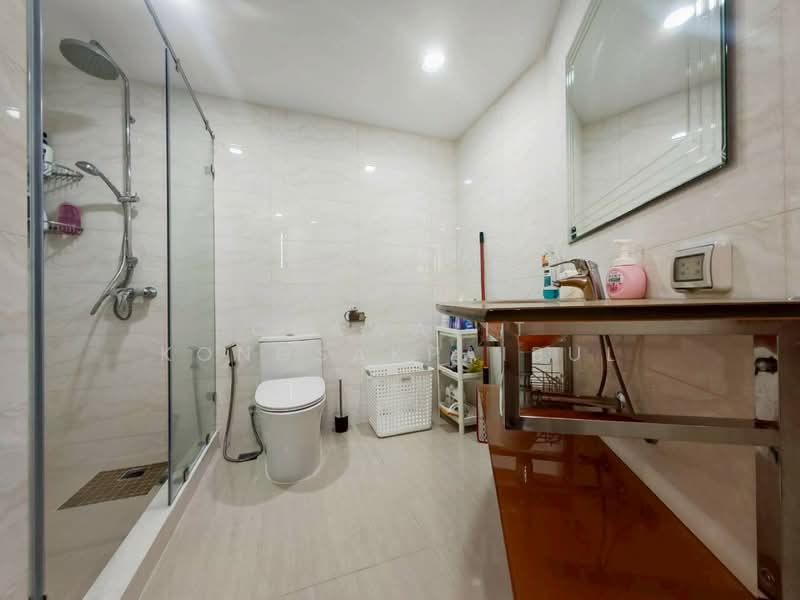 Varasupha Executive Place Phaholyothin1, Bangkok, Phaholyothin, Samsen Nai, Phaya Thai, Bangkok, 2 Bedrooms, 124 sqm, Condo For Sale, by CHAWALIT KONGSAKPAIBUL, 500174668 - DDproperty.com