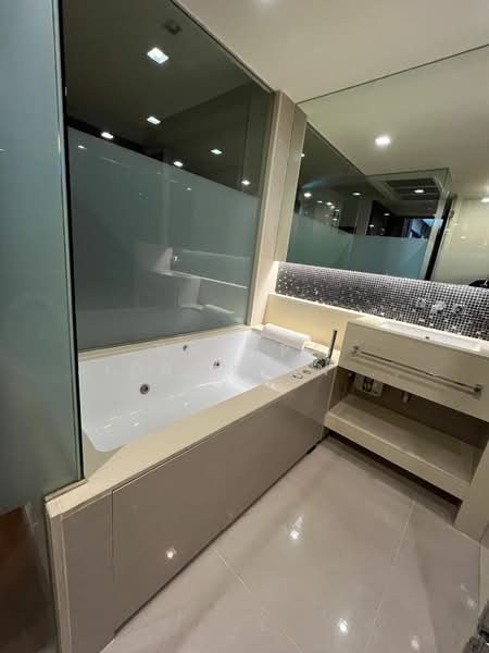 The Address Sathorn, Bangkok, 98 Sathorn Nua Road, Silom, Bang Rak, Bangkok, 2 Bedrooms, 80 sqm, Condo For Sale, by Walapa Jidbumrungsakun, 500174690 - DDproperty.com