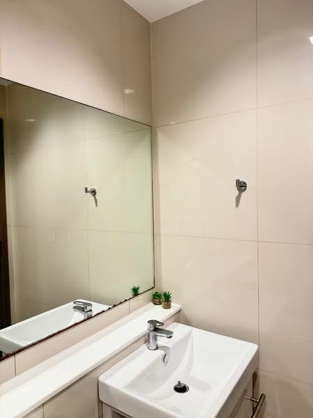 Life Asoke-Rama 9, Bangkok, 626 Asoke-Dindaeng Road, Makkasan, Ratchathewi, Bangkok, 1 Bedroom, 28 sqm, Condo For Rent, by Walapa Jidbumrungsakun, 500174696 - DDproperty.com