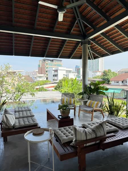 2-BR House, Bangkok, Jom Phon, Chatuchak, Bangkok, 2 Bedrooms, 502 sqm, Single Detached House For Sale, by Walapa Jidbumrungsakun, 500174707 - DDproperty.com