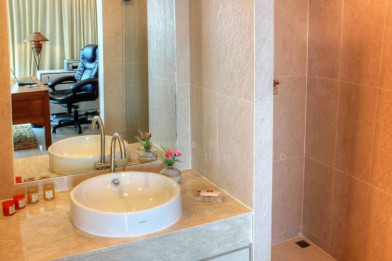 6-BR Villa, Phuket, Chalong, Muang Phuket, Phuket, 6 Bedrooms, 880 sqm, Villa For Sale, by Pitiyaporn Pornkhuntod, 500174758 - DDproperty.com