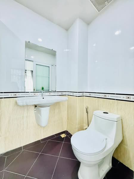 CC Condominium 1, Chon Buri (Pattaya), 418 Village No. 6, Nong Pru, Bang Lamung (Pattaya), Chon Buri (Pattaya), 2 Bedrooms, 49 sqm, Condo For Sale, by Pitiyaporn Pornkhuntod, 500174769 - DDproperty.com