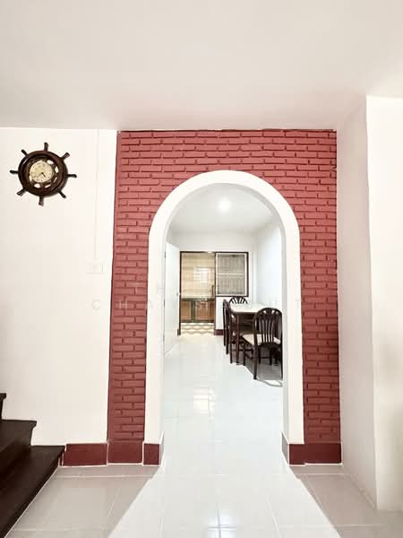 ทาวเฮาส์ ทางขึ้นรถไฟฟ้าลาดพร้าว71 อยู่ประตูหมู่บ้าน, กรุงเทพ, วังทองหลาง, วังทองหลาง, กรุงเทพ, 150 ตร.ม., ทาวน์เฮ้าส์ ขาย, โดย Thiya Chaysabut, 500174786 - DDproperty.com