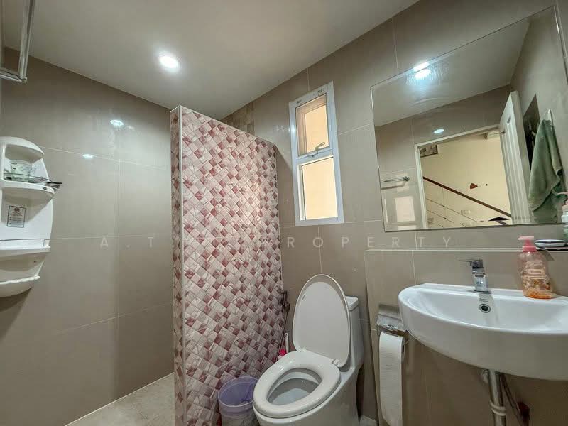 เดอะเซ็นทรัล 2 ชากค้อ ศรีราชา, Chon Buri (Pattaya), Surasak, Si Racha, Chon Buri (Pattaya), 3 Bedrooms, 120 sqm, Townhouse For Sale, by A.T.A. Property, 500174788 - DDproperty.com