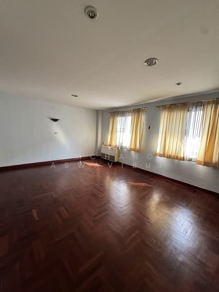 Townhome Thonglor soi 7 950m from BTS Thonglor, กรุงเทพ, thonglor soi 7, คลองตันเหนือ, วัฒนา, กรุงเทพ, 450 ตร.ม., ทาวน์เฮ้าส์ ให้เช่า, โดย Jomchanok Aswavibul, 500174796 - DDproperty.com