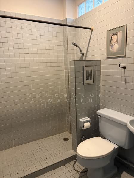 Townhome Thonglor soi 7 950m from BTS Thonglor, Bangkok, thonglor soi 7, Khlong Tan Nua, Watthana, Bangkok, 6 Bedrooms, 450 sqm, Townhouse For Rent, by Jomchanok Aswavibul, 500174796 - DDproperty.com