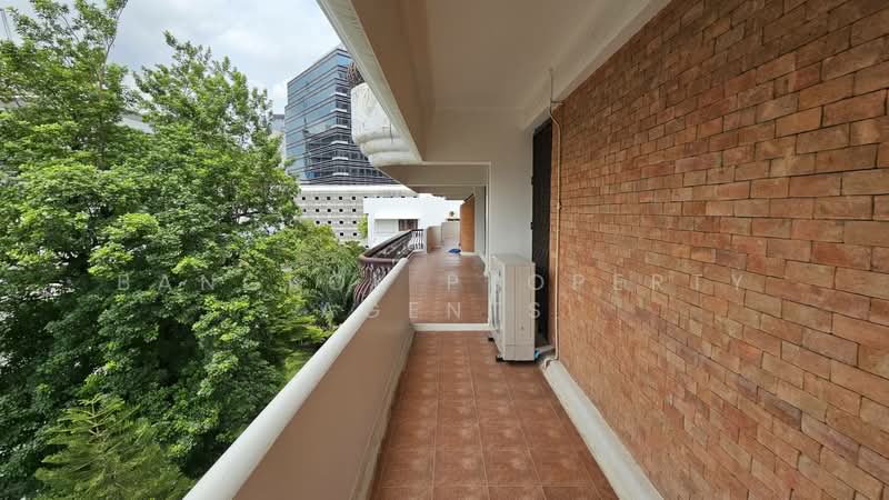 ให้เช่า - Ruamrudee Penthouse : ร่วมฤดีเพนท์เฮ้าส์, กรุงเทพ