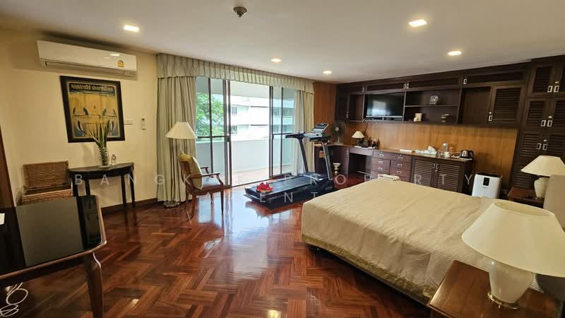 ให้เช่า - Ruamrudee Penthouse : ร่วมฤดีเพนท์เฮ้าส์, กรุงเทพ